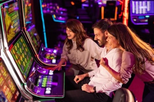 567slot Live Blackjack Dragon Tiger Sic Bo Real Dealer ကစားမြင်ကွင်း